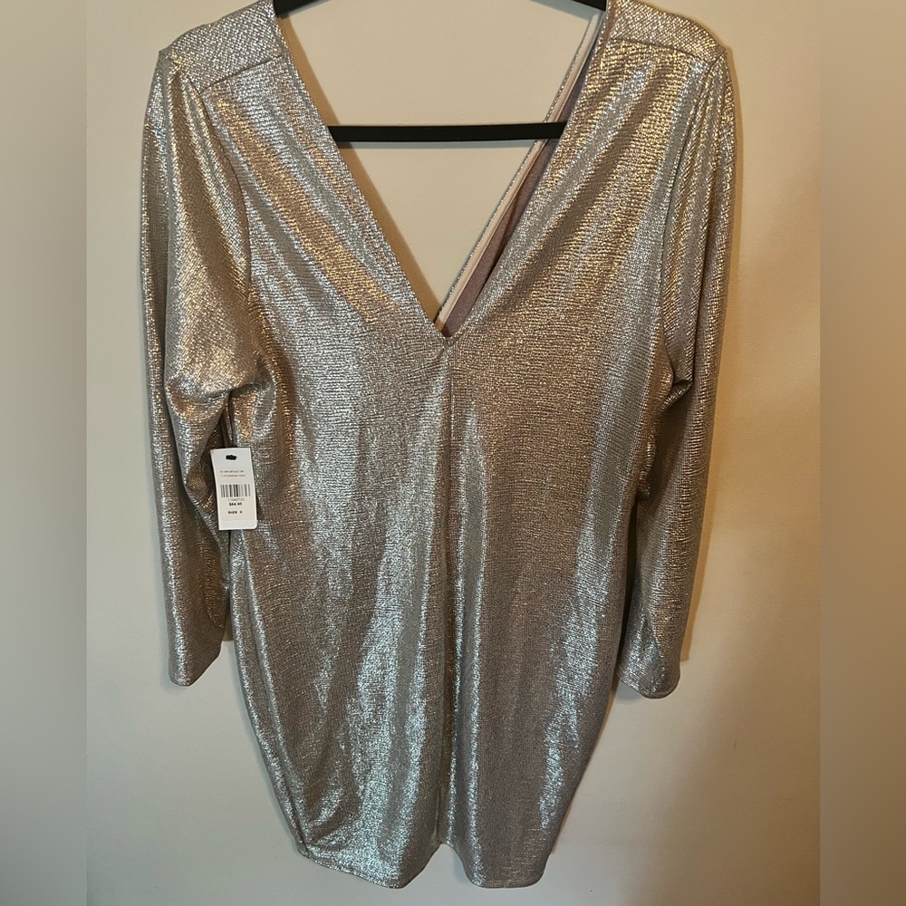 FASHION TO FIGURE DRESS - Picture 3 of 4